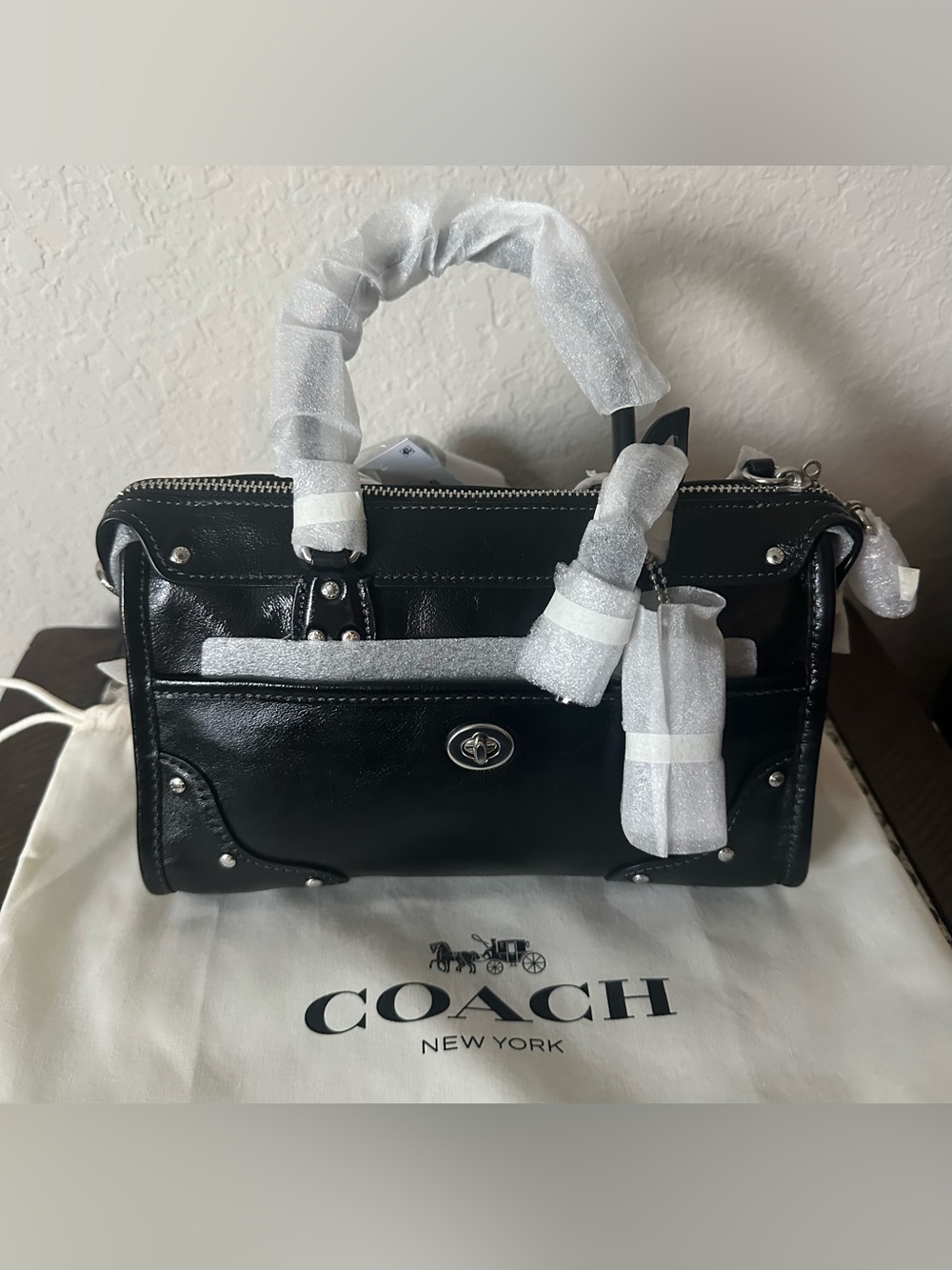 NWT Coach Black Rhyder 24